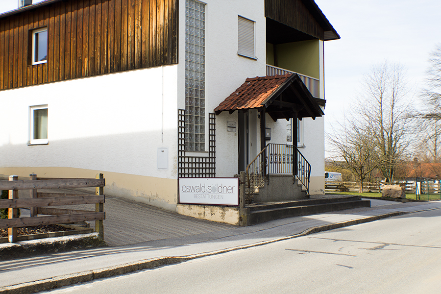 Gebäude Aidenbach